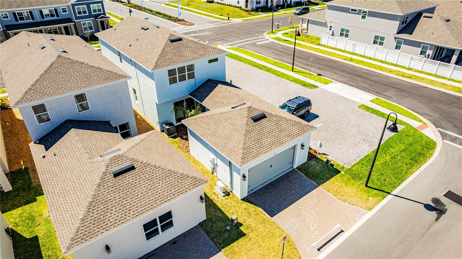 Image 40 of 67 For 15197 Blue Peacock Lane