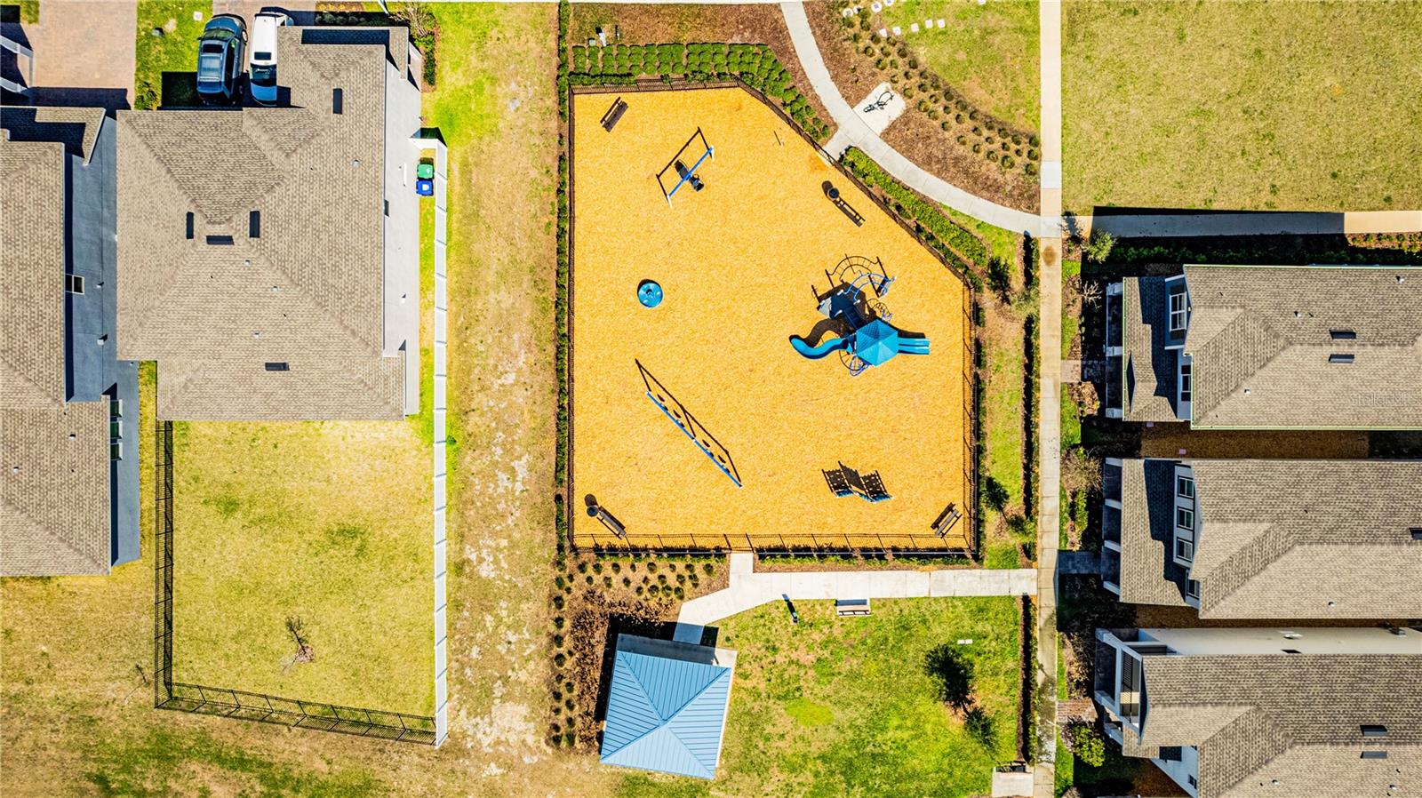 Image 49 of 67 For 15197 Blue Peacock Lane