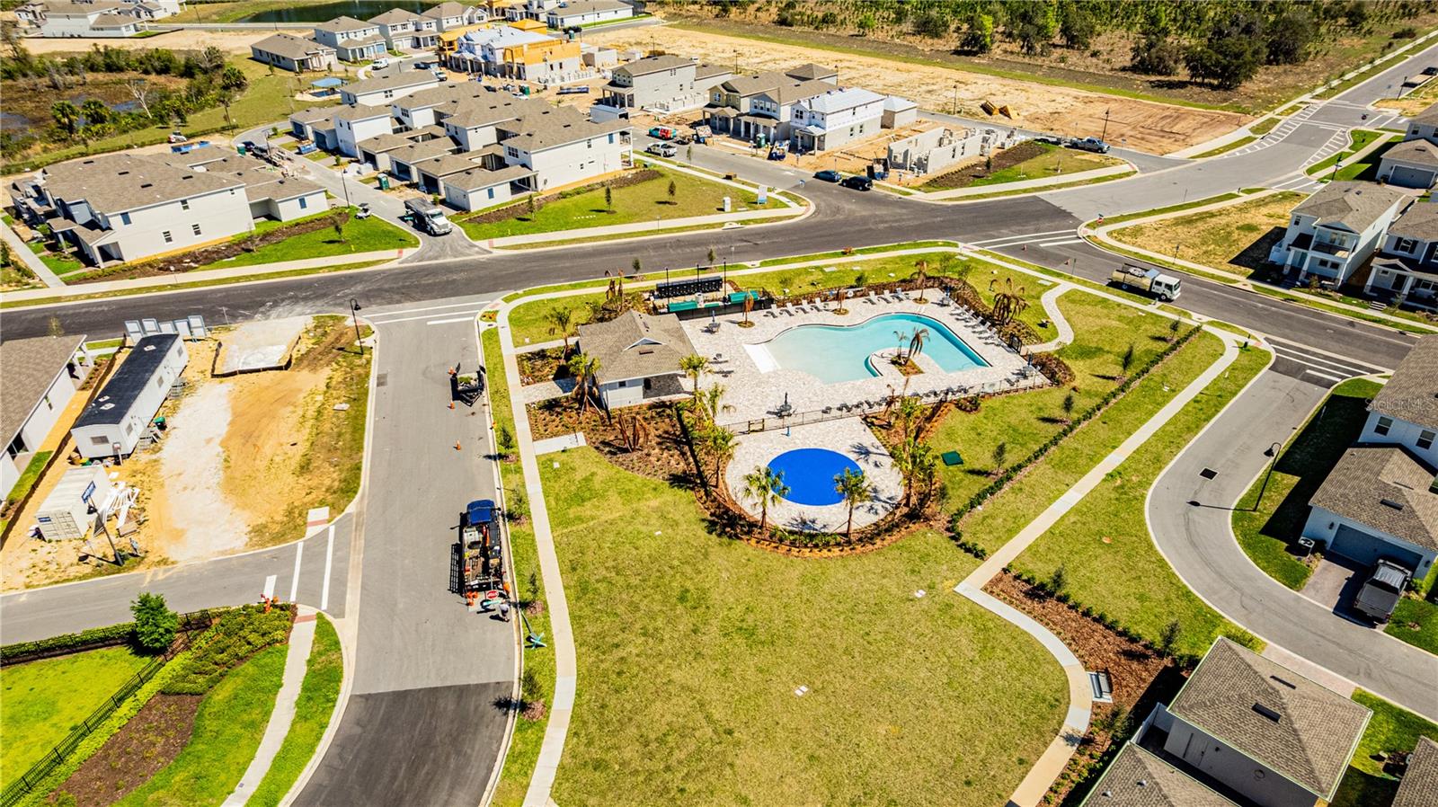 Image 53 of 67 For 15197 Blue Peacock Lane