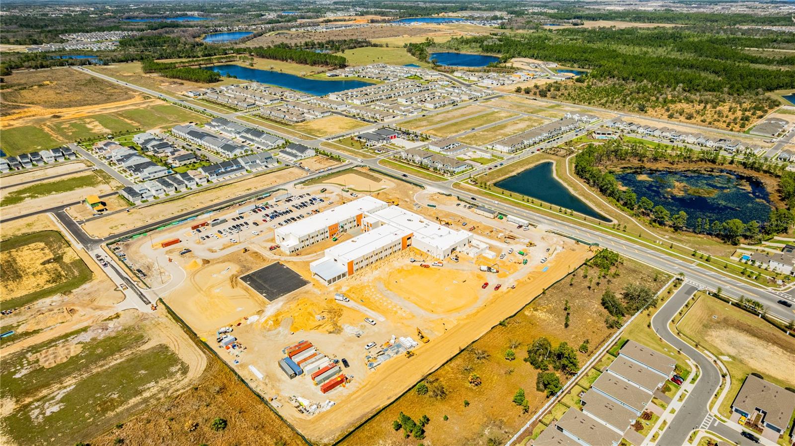 Image 61 of 67 For 15197 Blue Peacock Lane