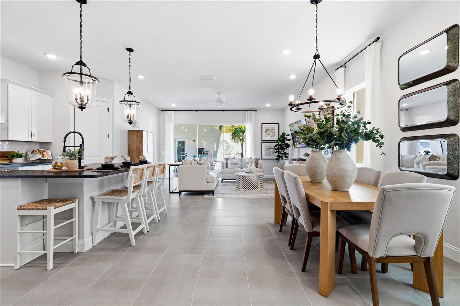 Image 9 of 67 For 15197 Blue Peacock Lane