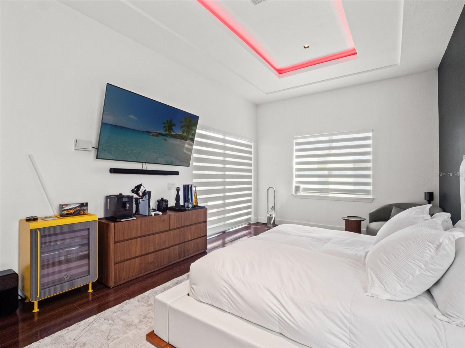 Image 19 of 43 For 9225 Hanging Vine Court