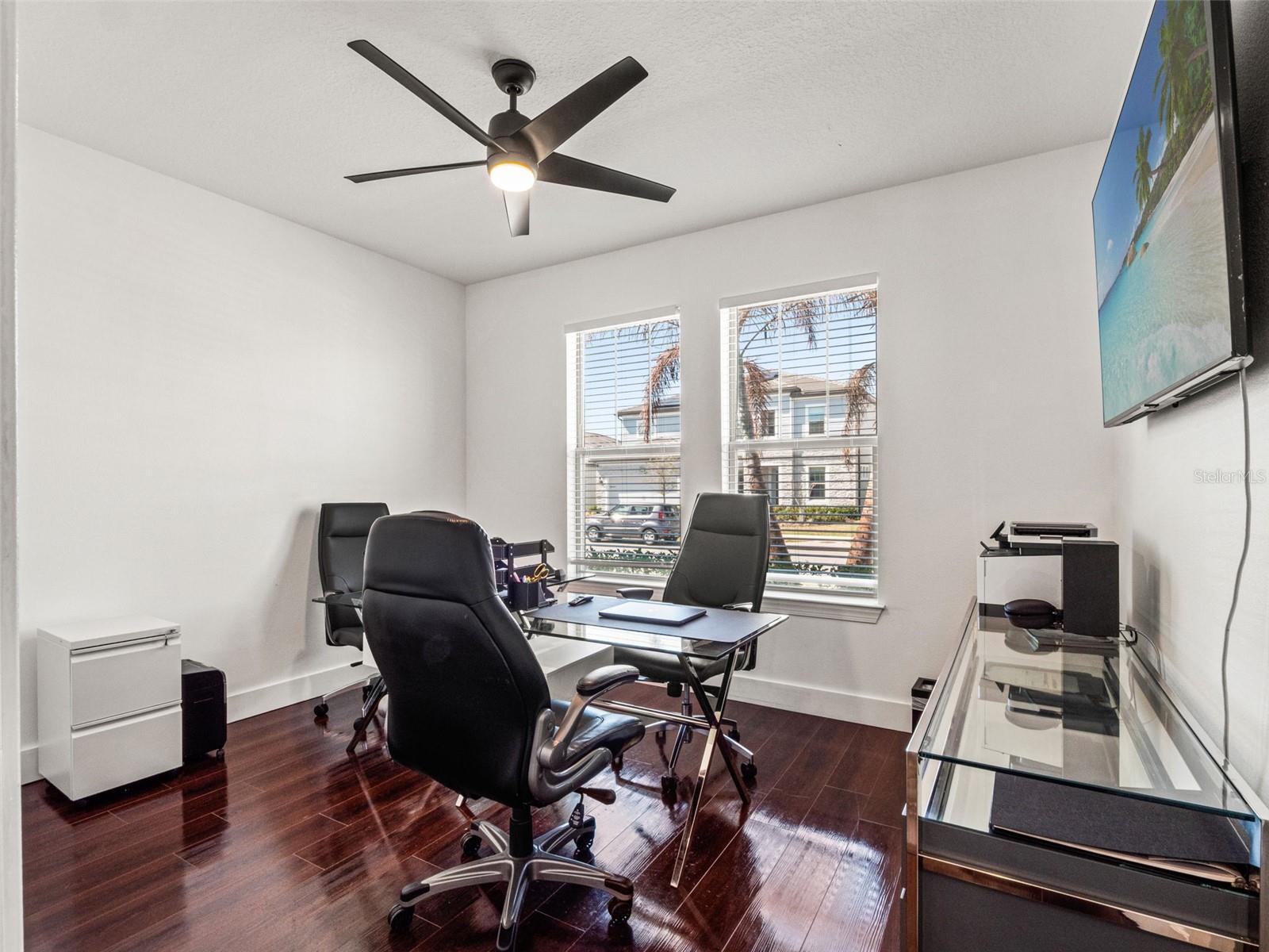 Image 32 of 43 For 9225 Hanging Vine Court