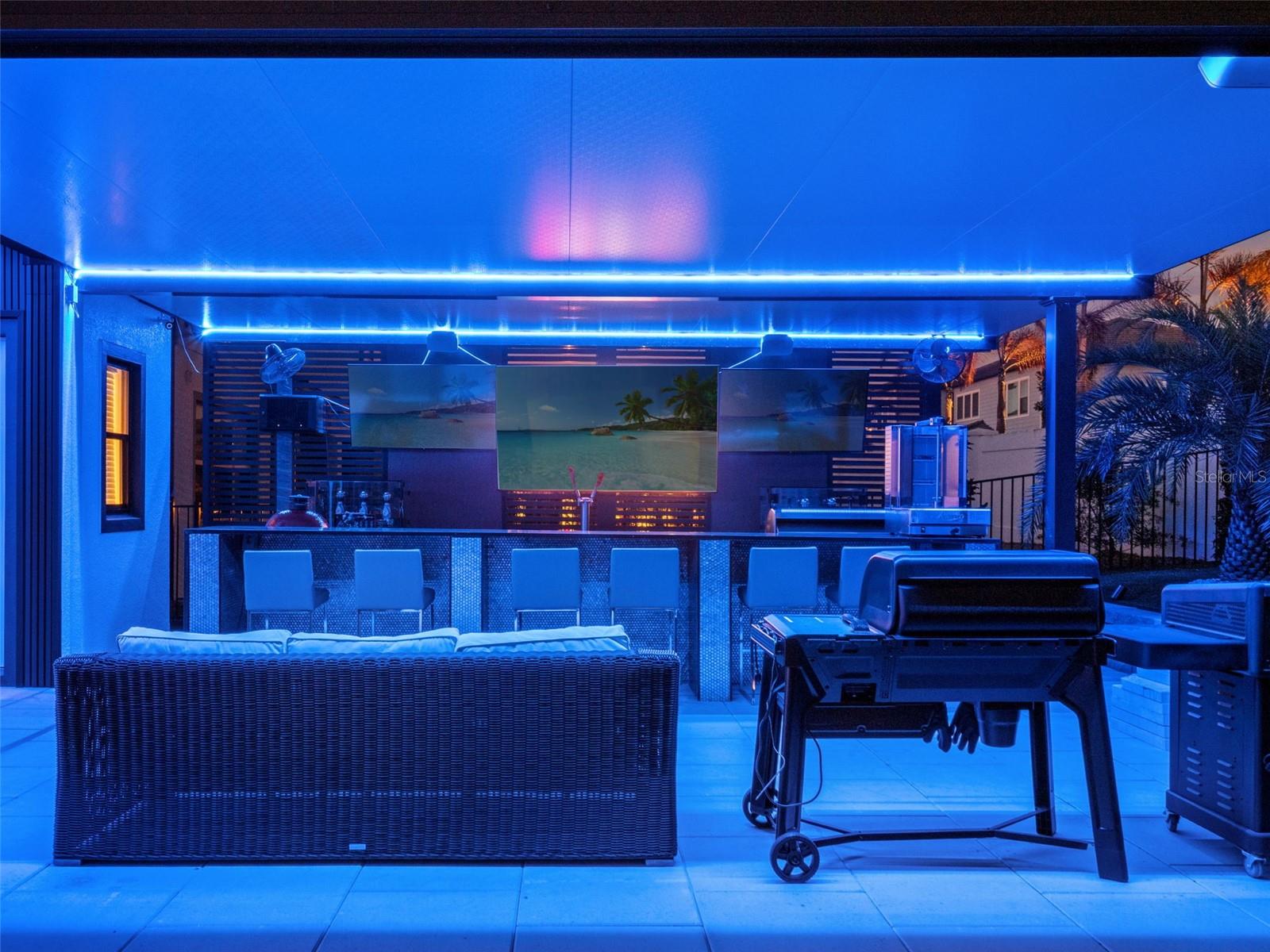 Image 38 of 43 For 9225 Hanging Vine Court