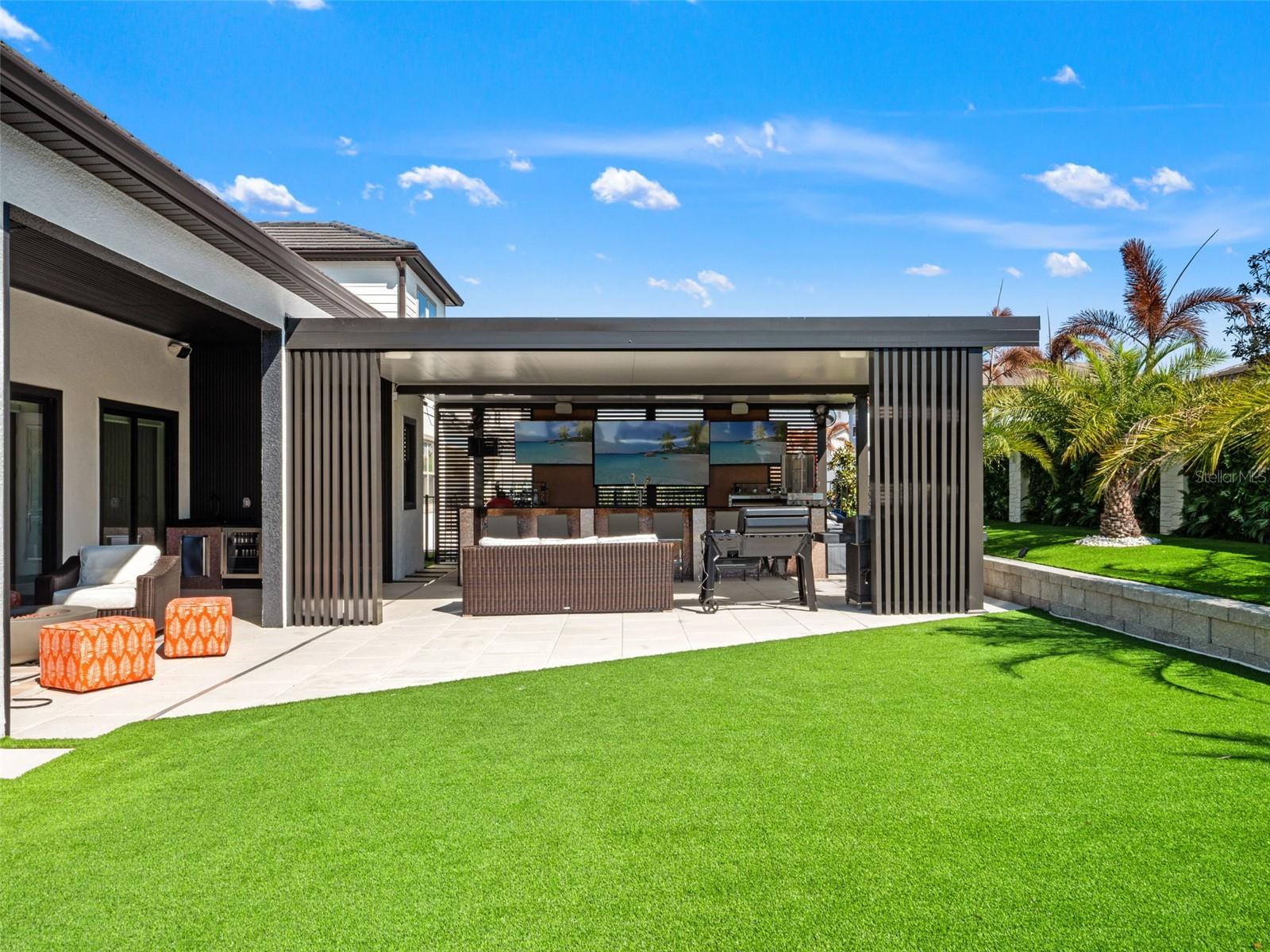 Image 40 of 43 For 9225 Hanging Vine Court