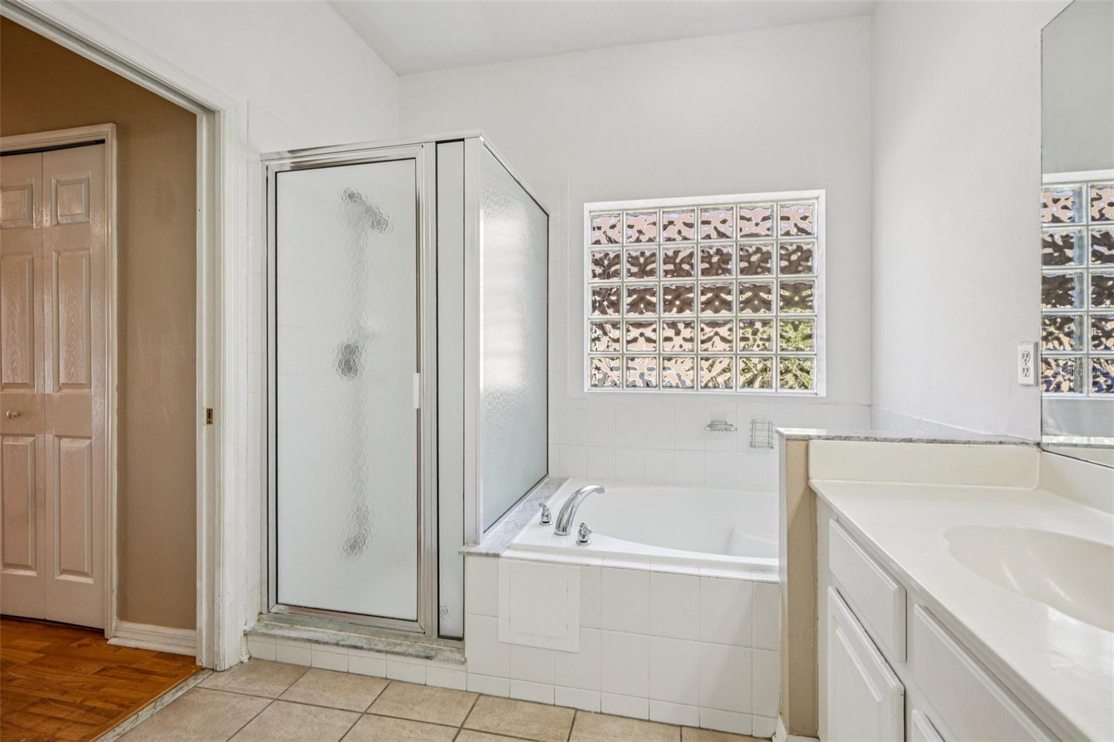 Image 13 of 37 For 5086 Hook Hollow Circle