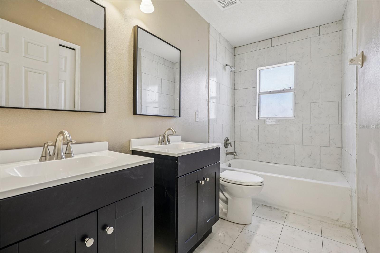 Image 16 of 37 For 5086 Hook Hollow Circle