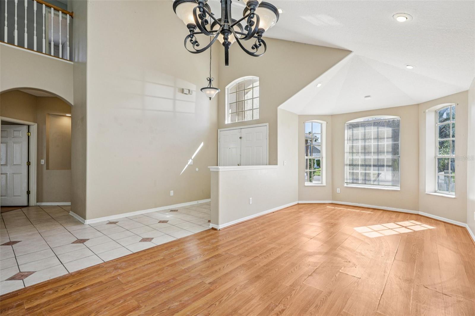 Image 31 of 37 For 5086 Hook Hollow Circle