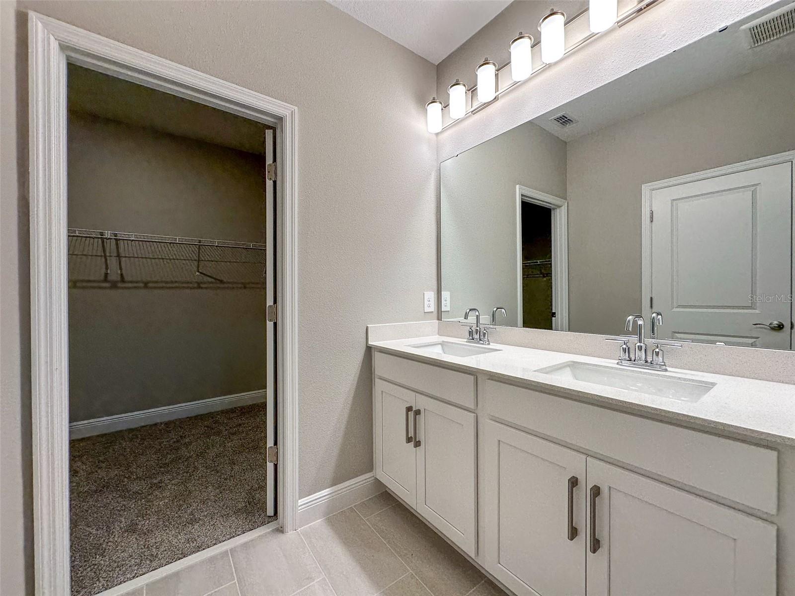 Image 22 of 37 For 4878 Coral Bean Alley