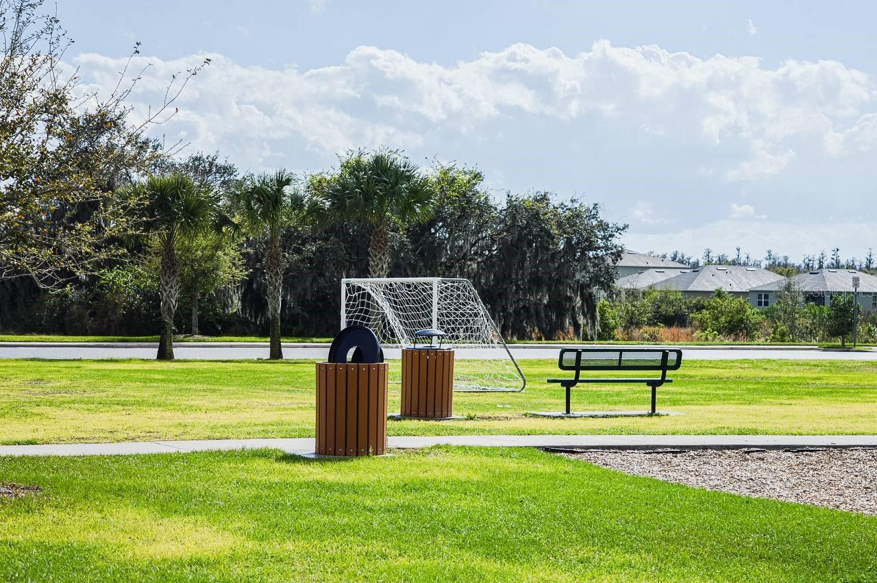 Image 22 of 39 For 1724 Post Oak Drive