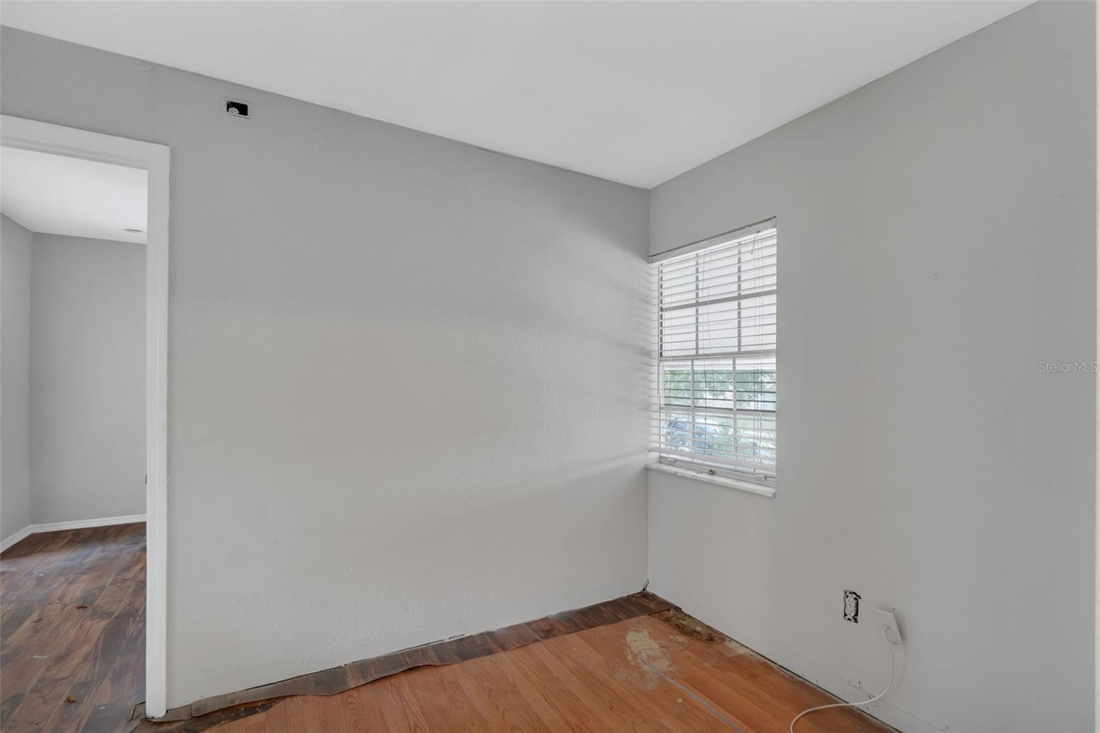 Image 3 of 19 For 1224 Kirk Street