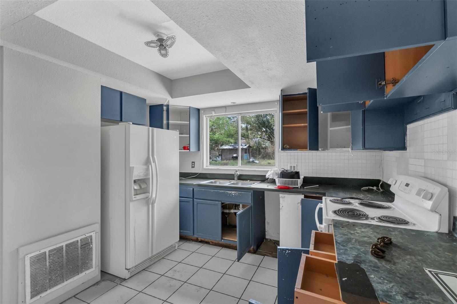 Image 8 of 19 For 1224 Kirk Street