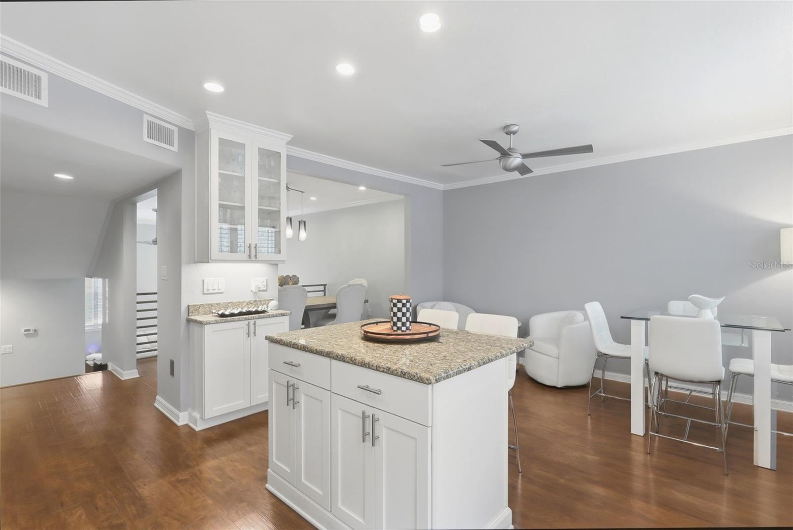 Image 12 of 40 For 620 Church Street