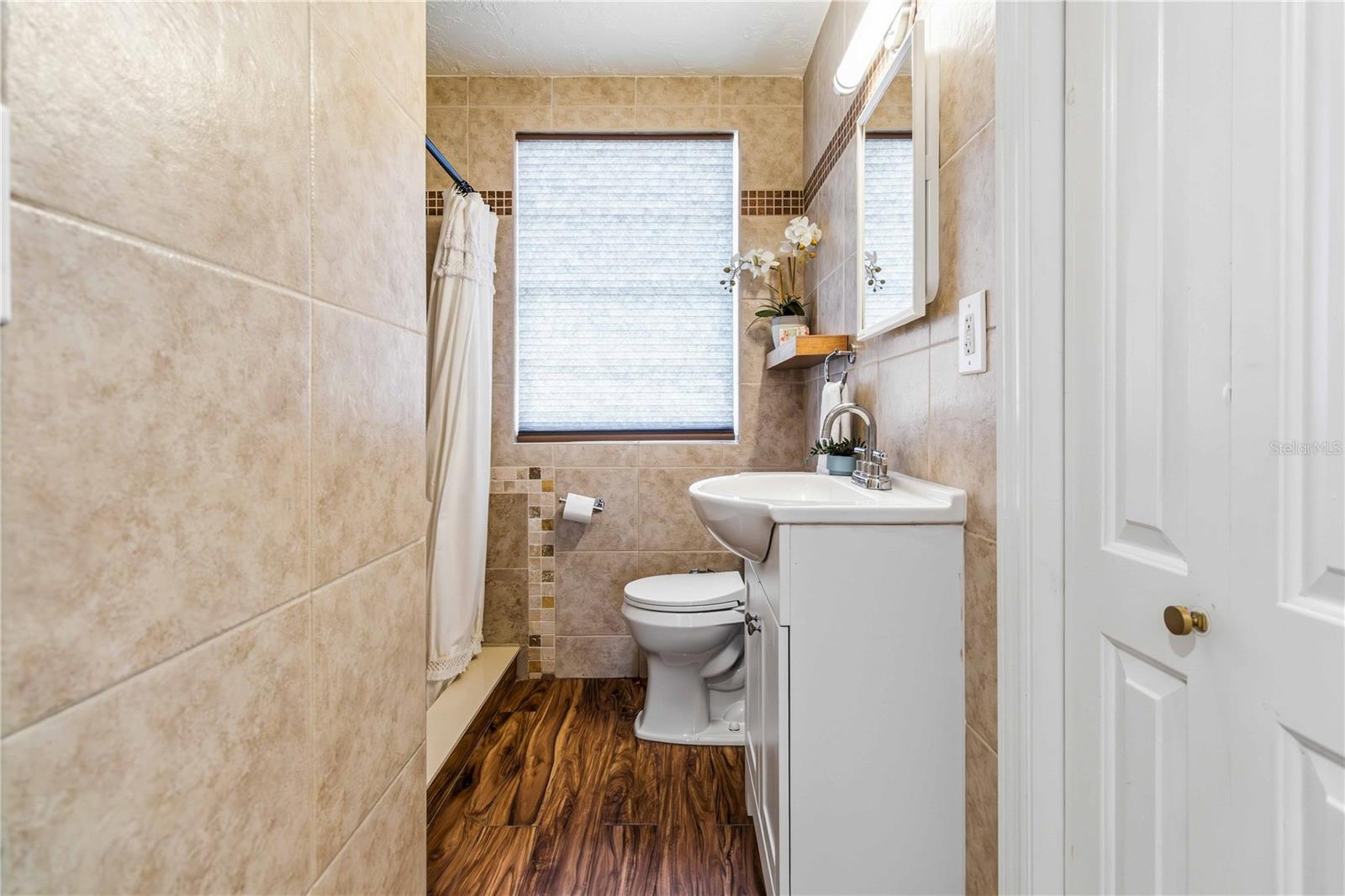 Image 19 of 32 For 1636 Grandview Way