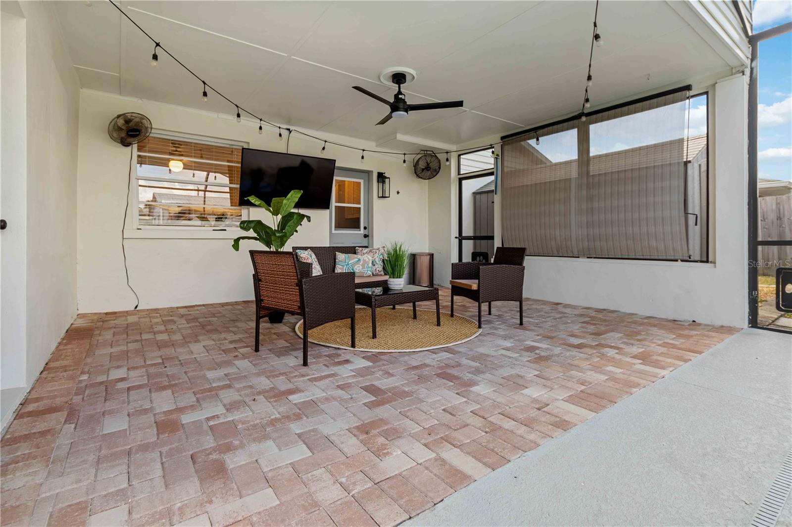 Image 24 of 32 For 1636 Grandview Way