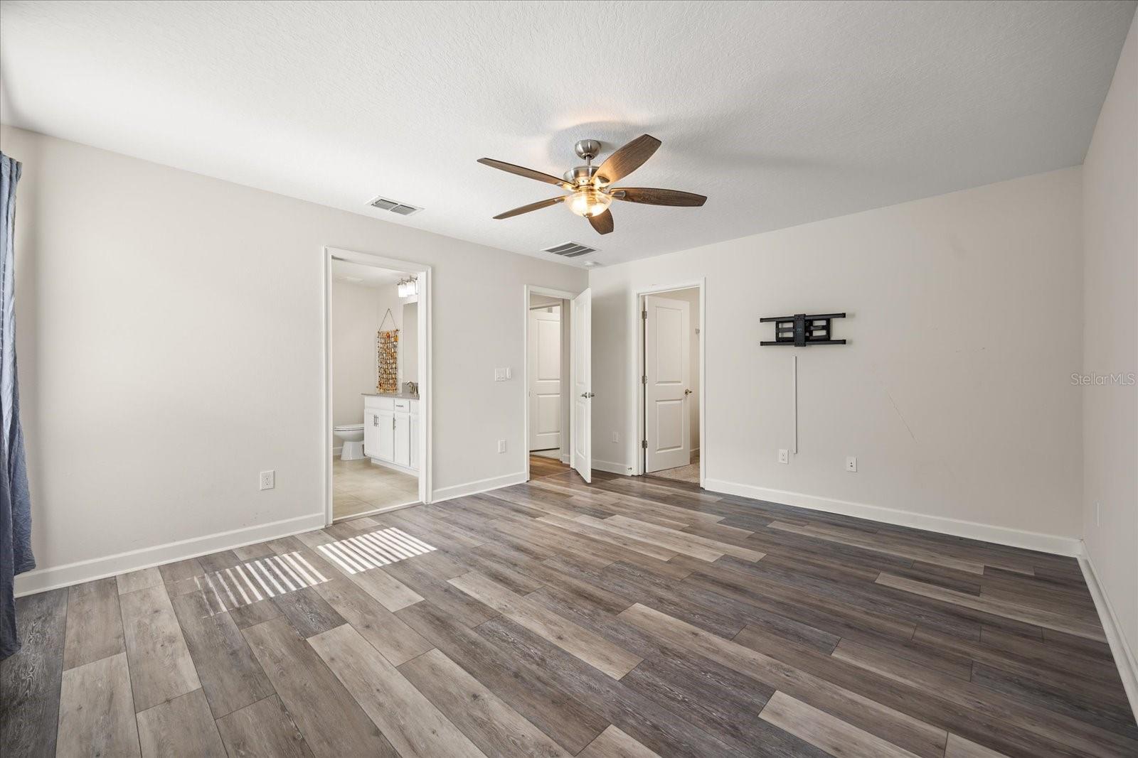 Image 15 of 88 For 11827 Philosophy Way