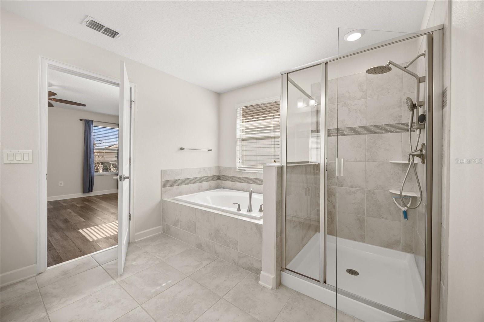 Image 18 of 88 For 11827 Philosophy Way