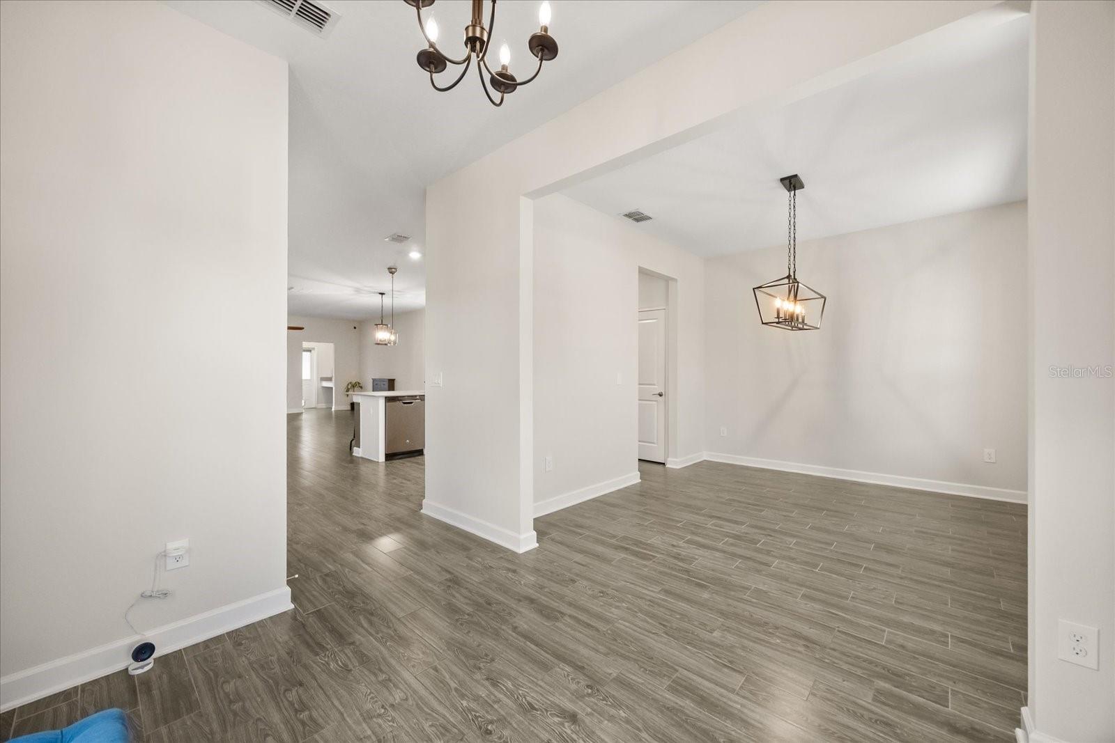 Image 4 of 88 For 11827 Philosophy Way