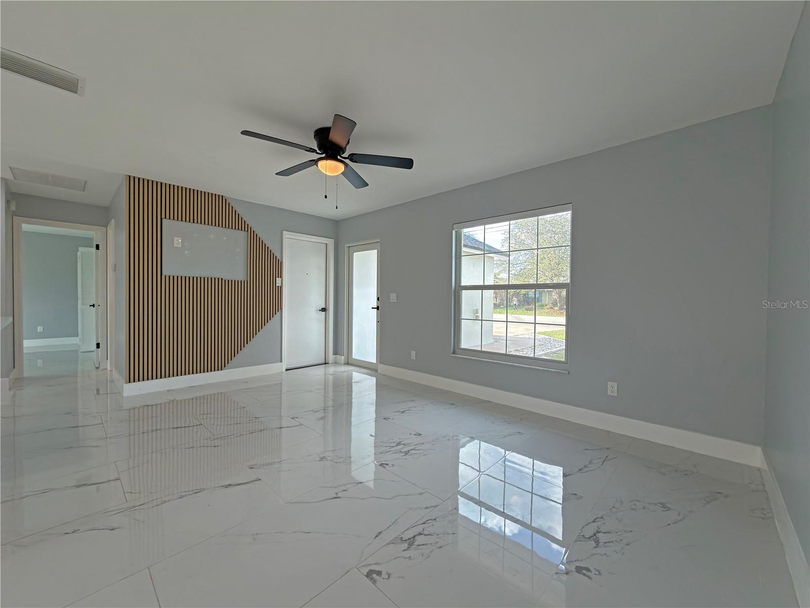 Image 10 of 43 For 1384 Valhalla Street