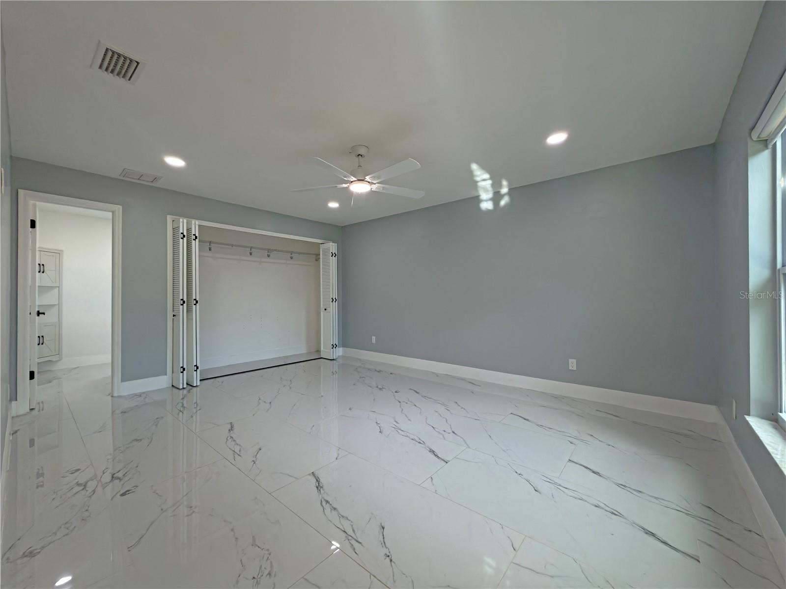 Image 17 of 43 For 1384 Valhalla Street