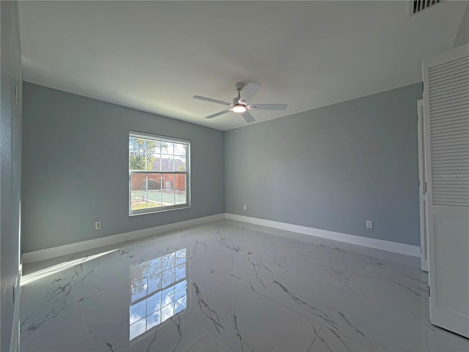 Image 24 of 43 For 1384 Valhalla Street