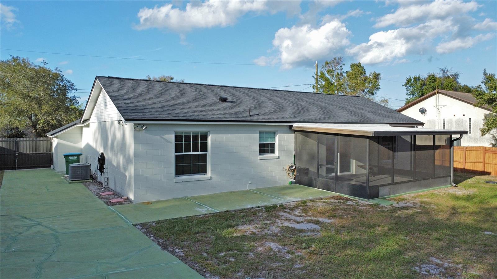 Image 29 of 43 For 1384 Valhalla Street