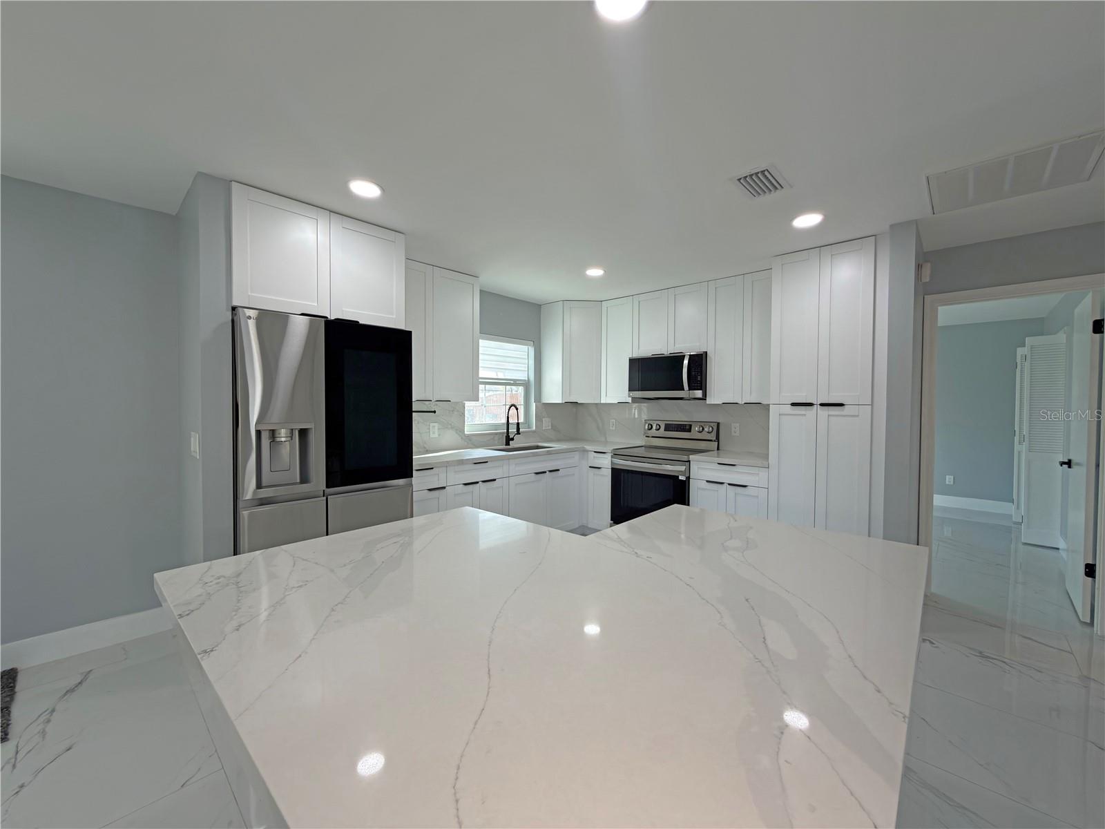 Image 6 of 43 For 1384 Valhalla Street