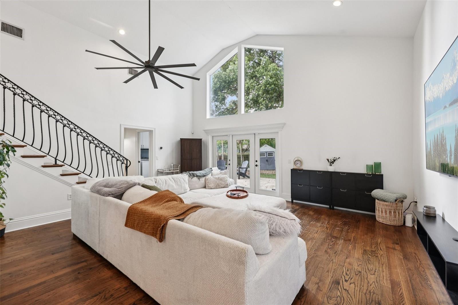 Image 10 of 42 For 442 Briercliff Drive