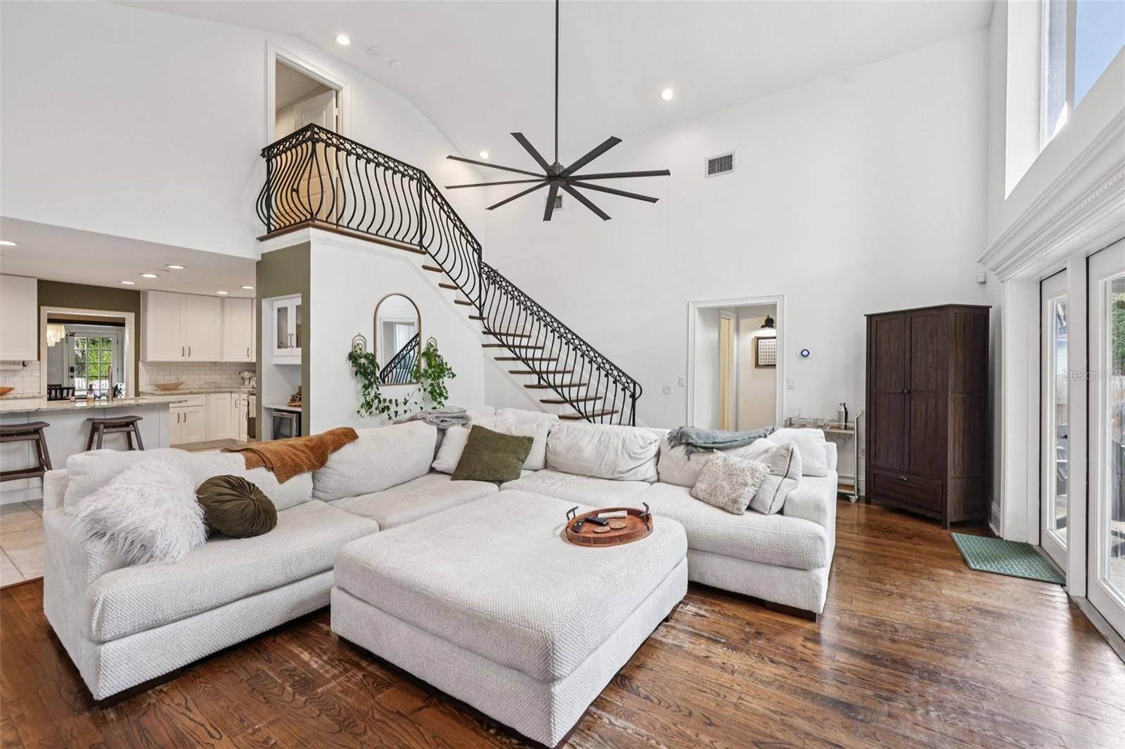 Image 11 of 42 For 442 Briercliff Drive