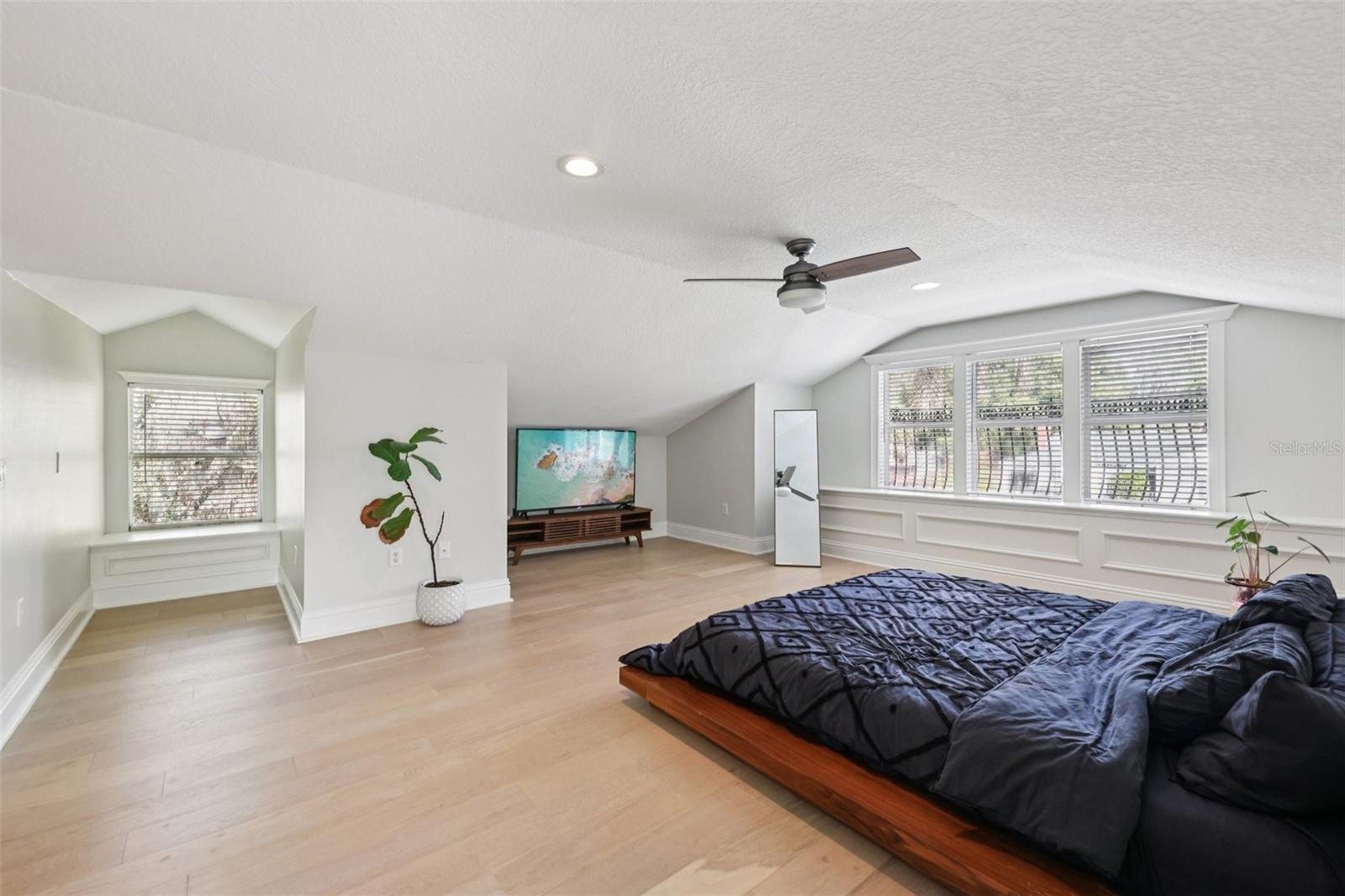 Image 20 of 42 For 442 Briercliff Drive