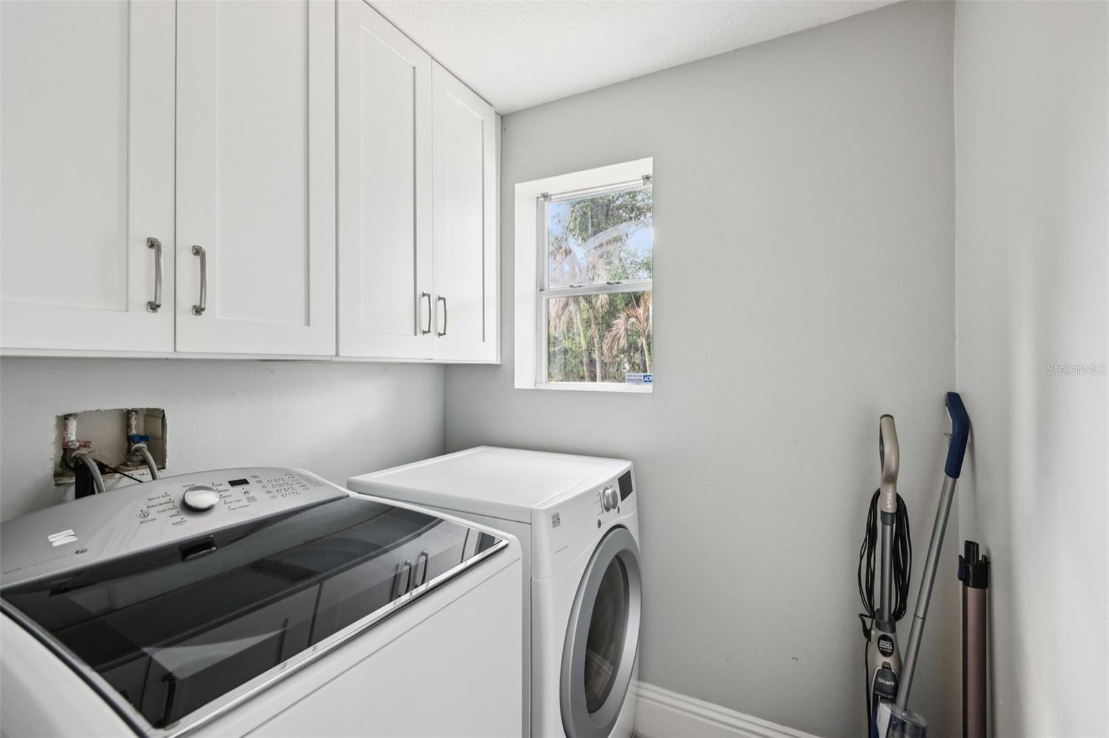 Image 24 of 42 For 442 Briercliff Drive