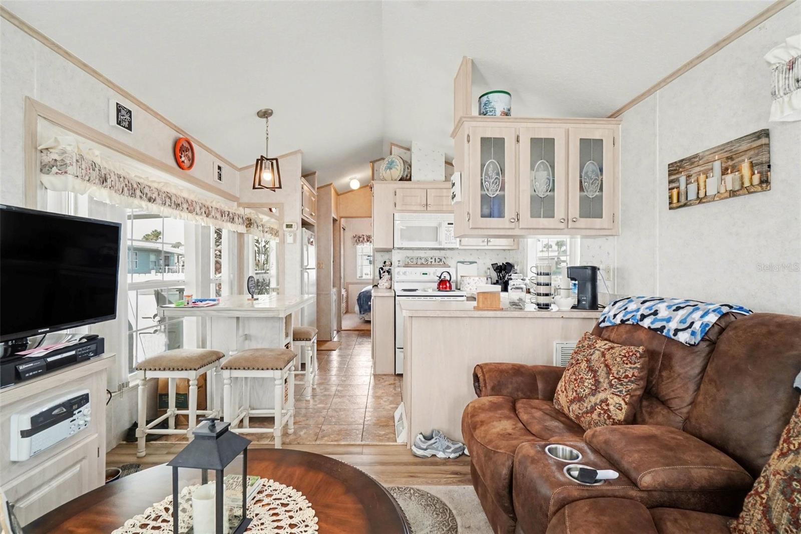 Image 14 of 26 For 9000 Us Highway 192 529