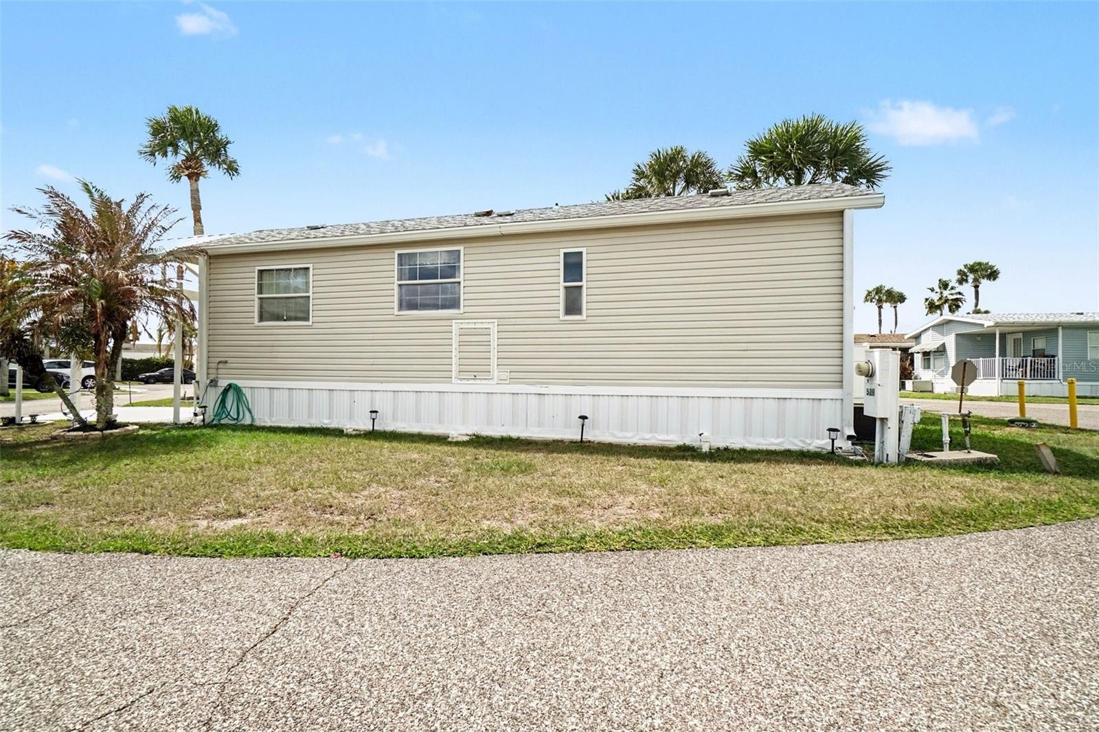 Image 22 of 26 For 9000 Us Highway 192 529