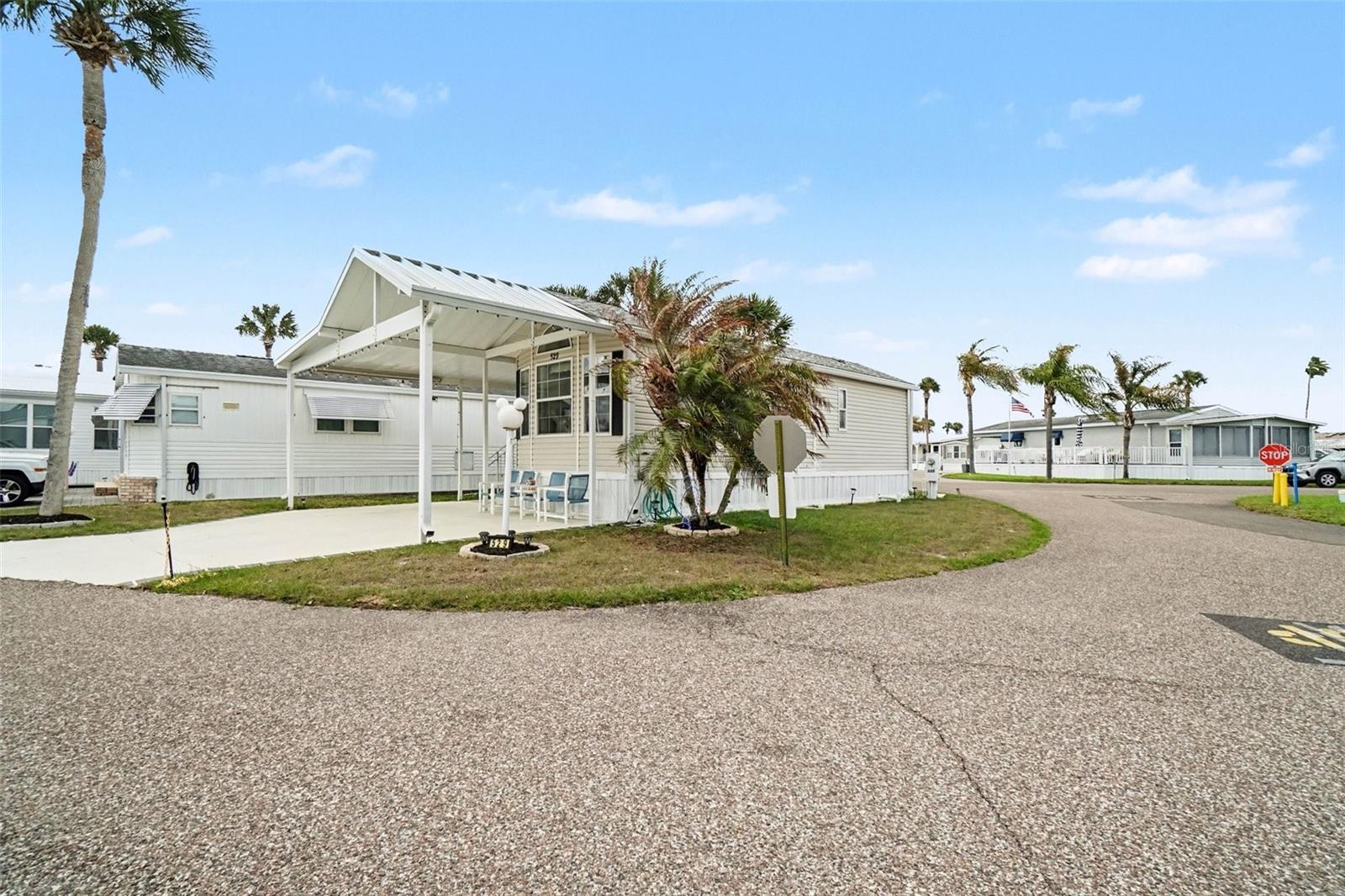 Image 24 of 26 For 9000 Us Highway 192 529