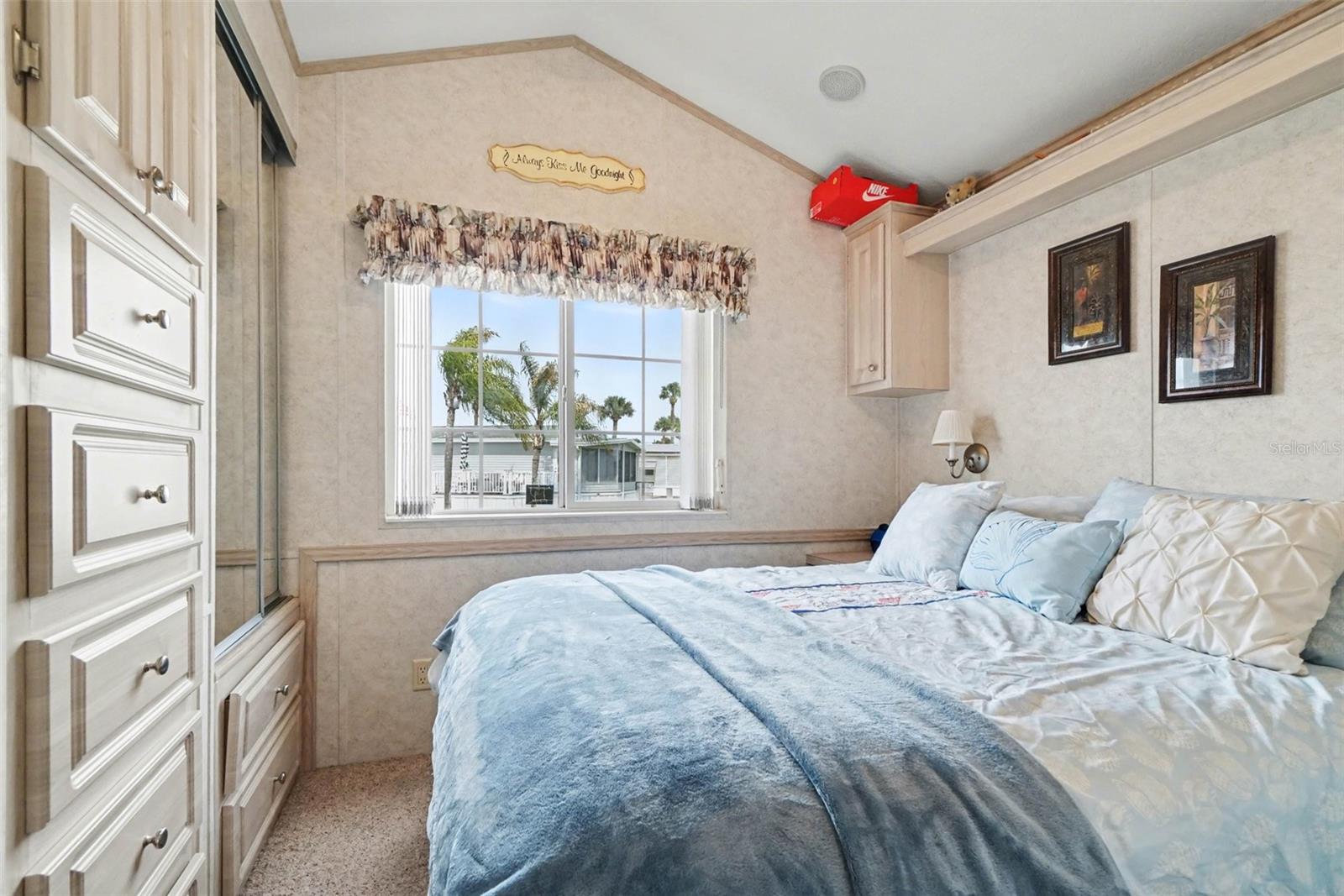 Image 5 of 26 For 9000 Us Highway 192 529