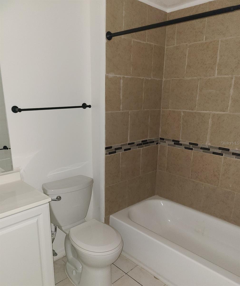 Image 11 of 22 For 4925 Sanoma Vlg  C