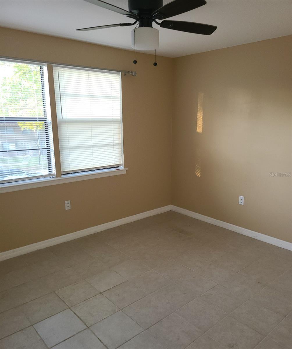 Image 9 of 22 For 4925 Sanoma Vlg  C