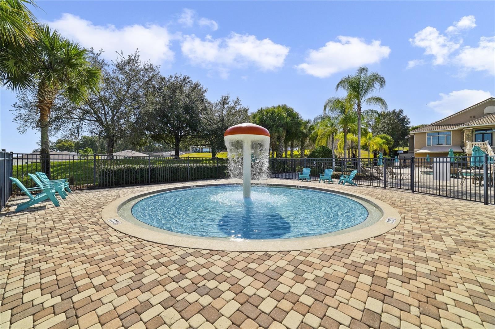 Listing photo id 29 for 5347 Travertine Street