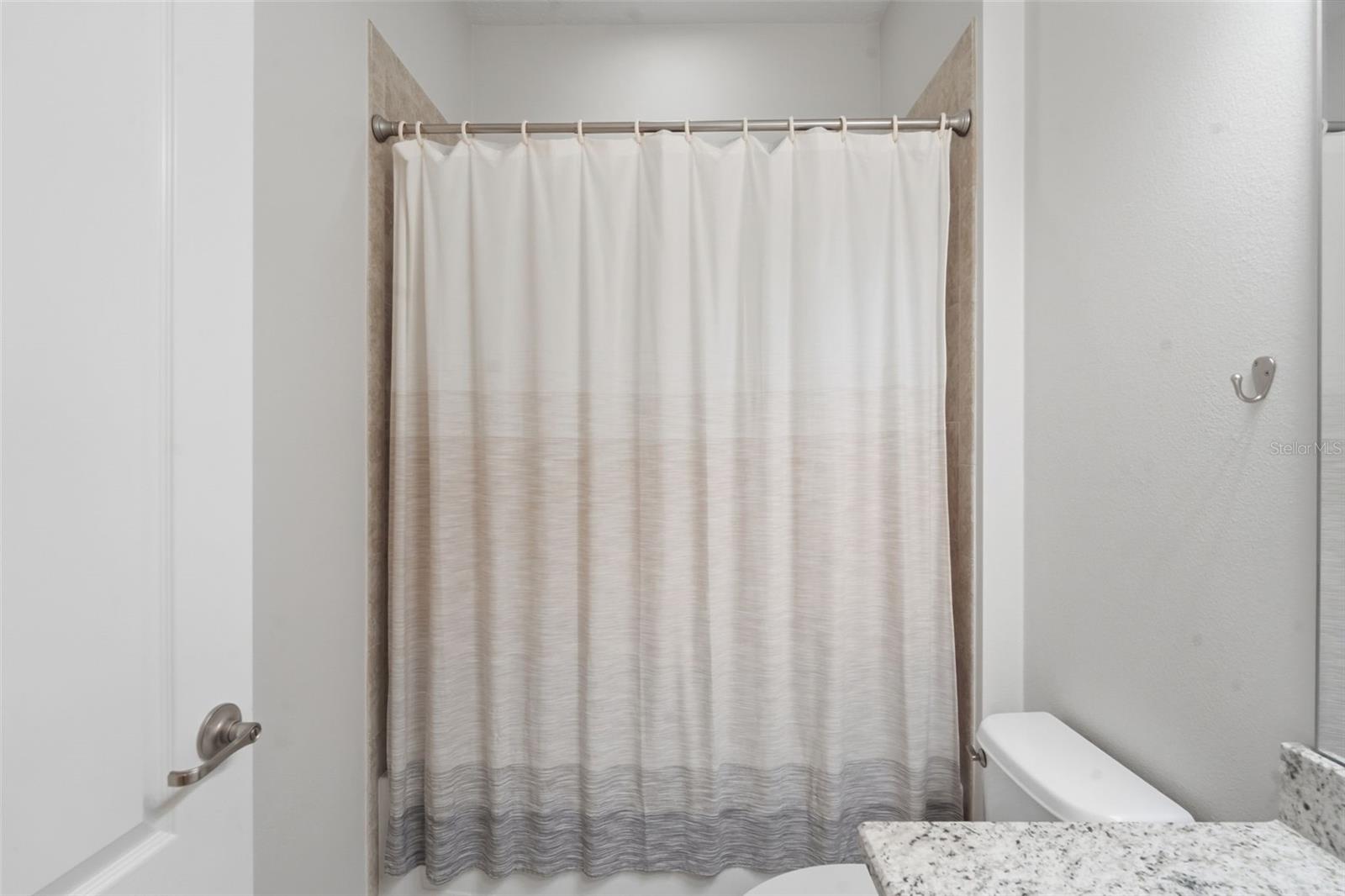 Image 13 of 44 For 2446 Strandhill Street