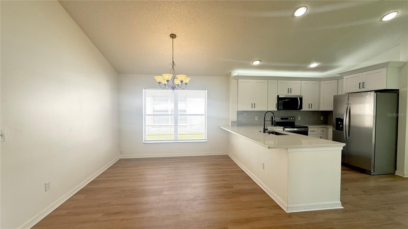 Image 21 of 37 For 13427 Heron Cove Drive