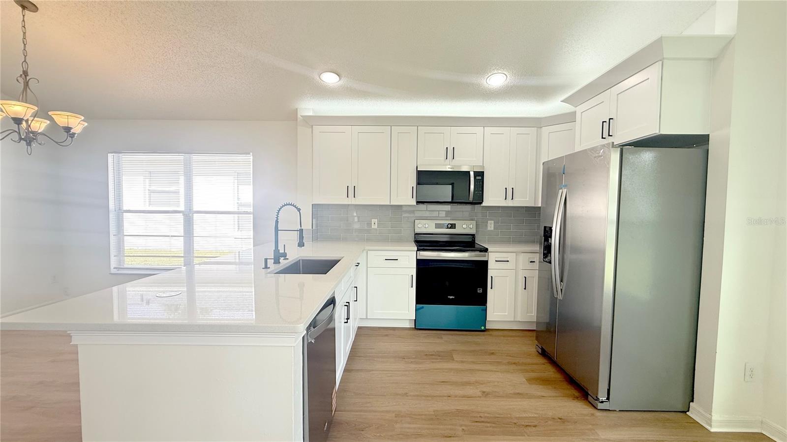 Image 22 of 37 For 13427 Heron Cove Drive