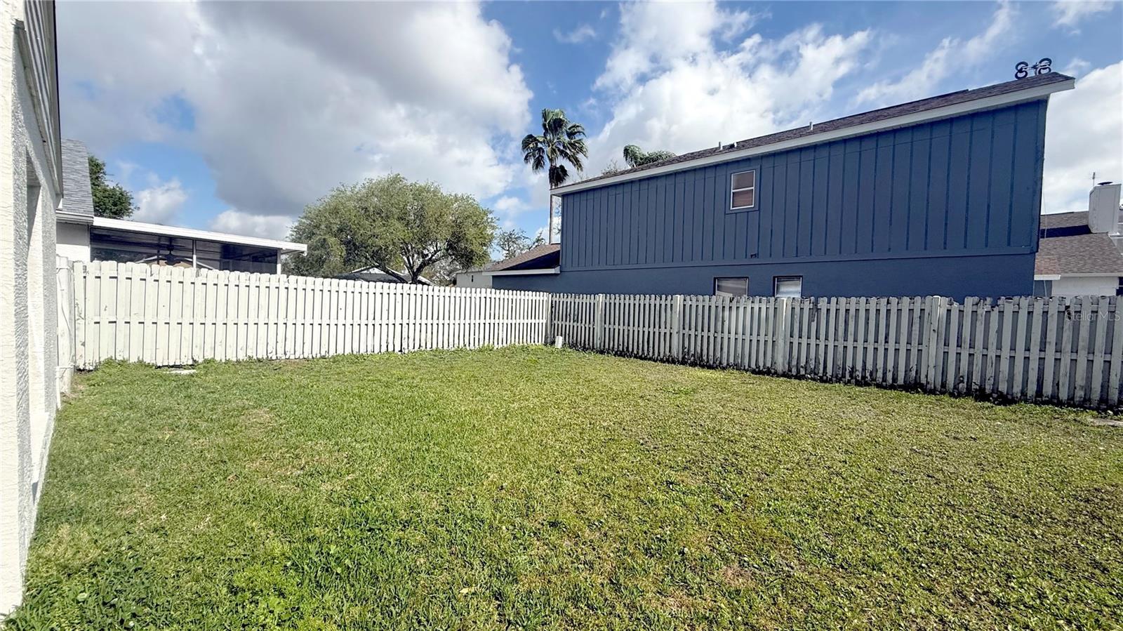 Image 24 of 37 For 13427 Heron Cove Drive