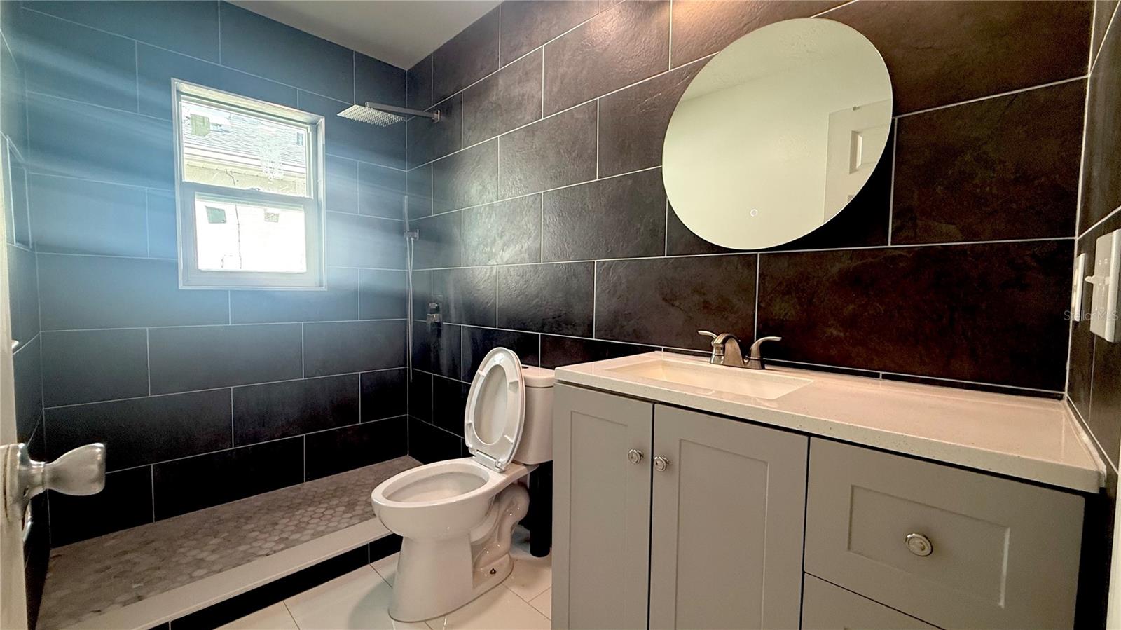 Image 32 of 37 For 13427 Heron Cove Drive