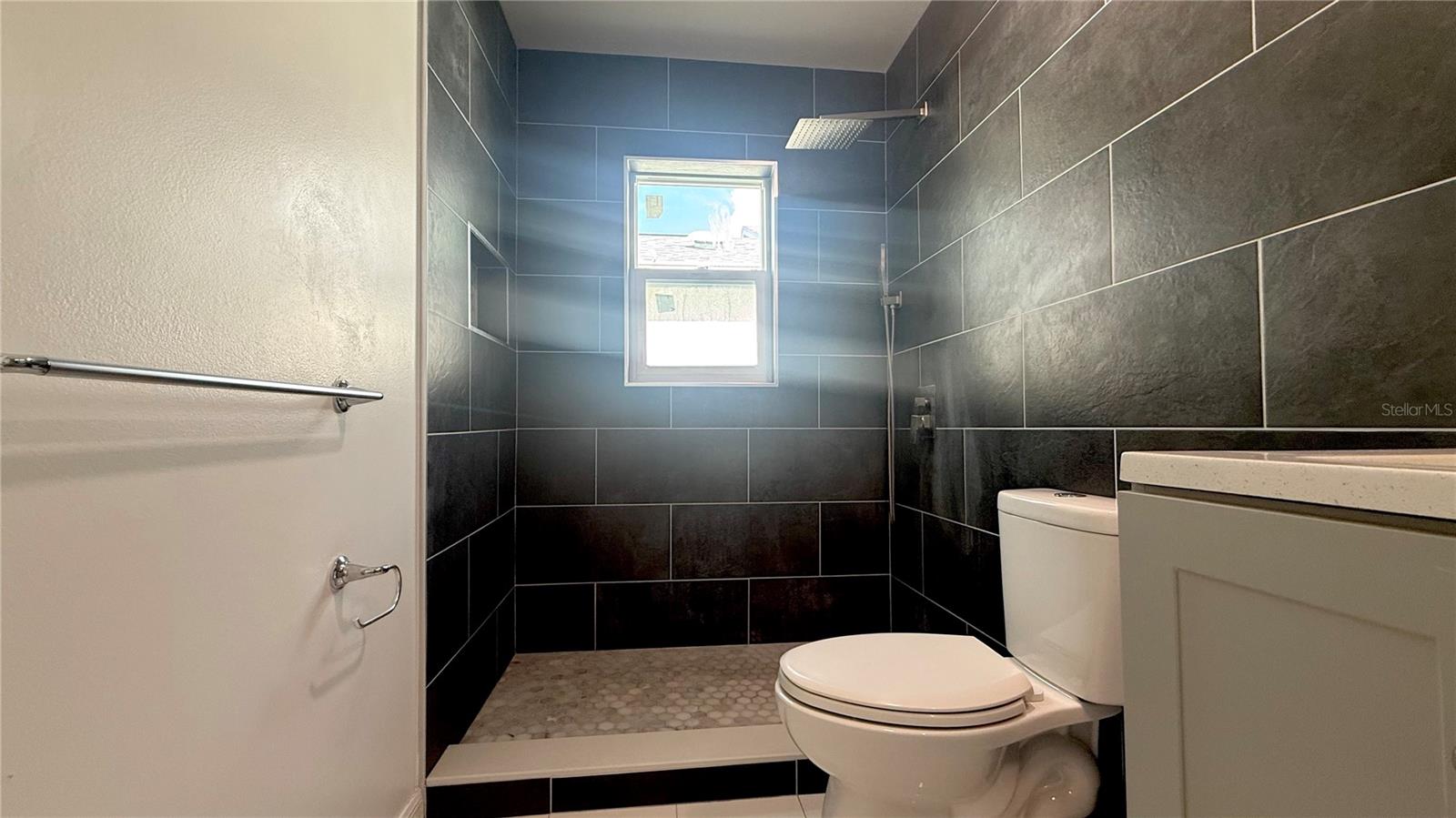 Image 33 of 37 For 13427 Heron Cove Drive