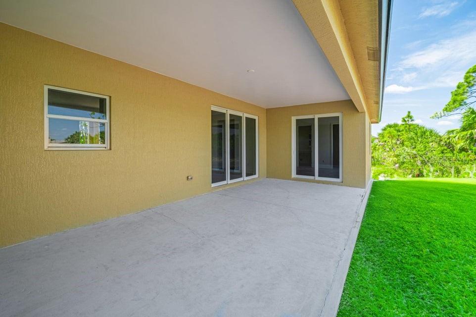 Image 27 of 27 For 15633 Lakeland Circle