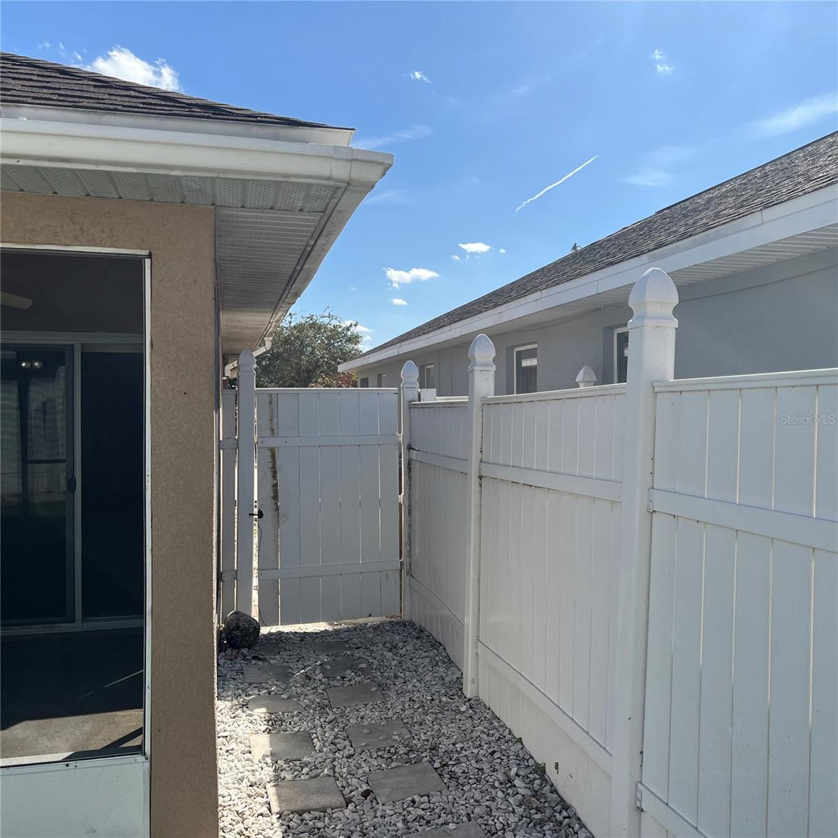 Image 15 of 16 For 2423 Ruddenstone Way