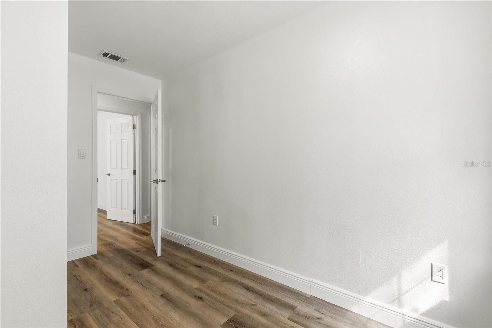 Image 21 of 48 For 421 137th Avenue