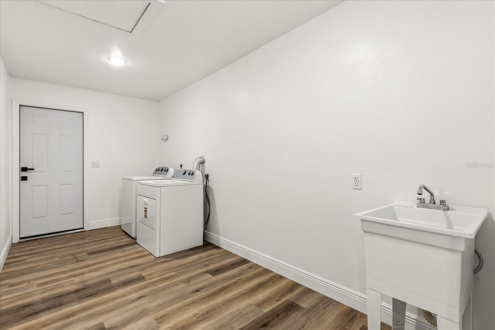 Image 33 of 48 For 421 137th Avenue