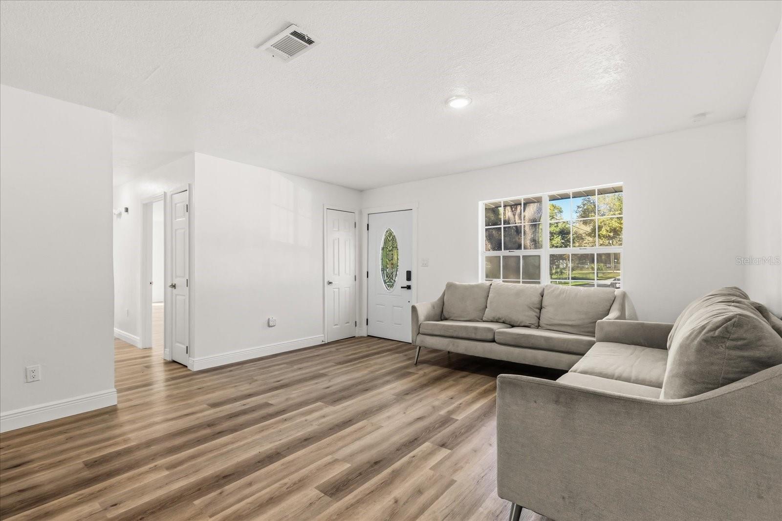 Image 7 of 48 For 421 137th Avenue