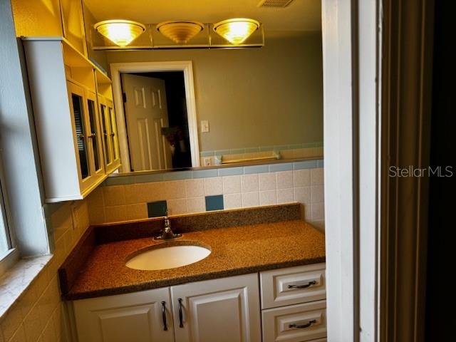 Image 21 of 30 For 1155 San Remo Drive